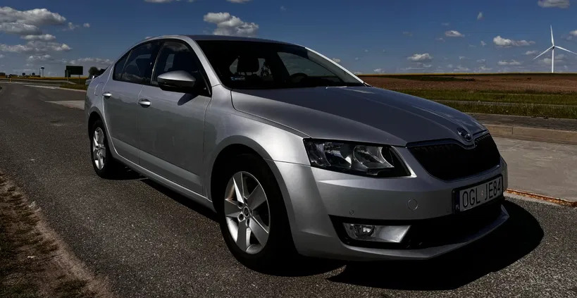 głubczyce Skoda Octavia cena 59450 przebieg: 88163, rok produkcji 2016 z Głubczyce